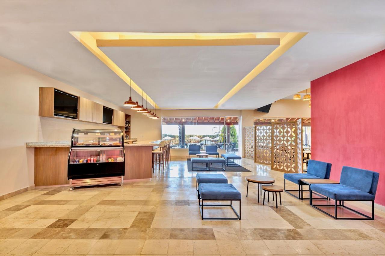 Fiesta Inn Cuernavaca Exterior photo